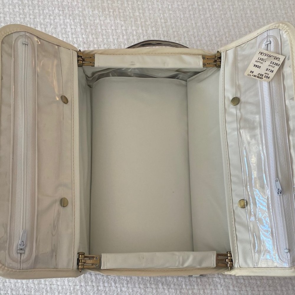 Henri Bendel Cosmetic Case